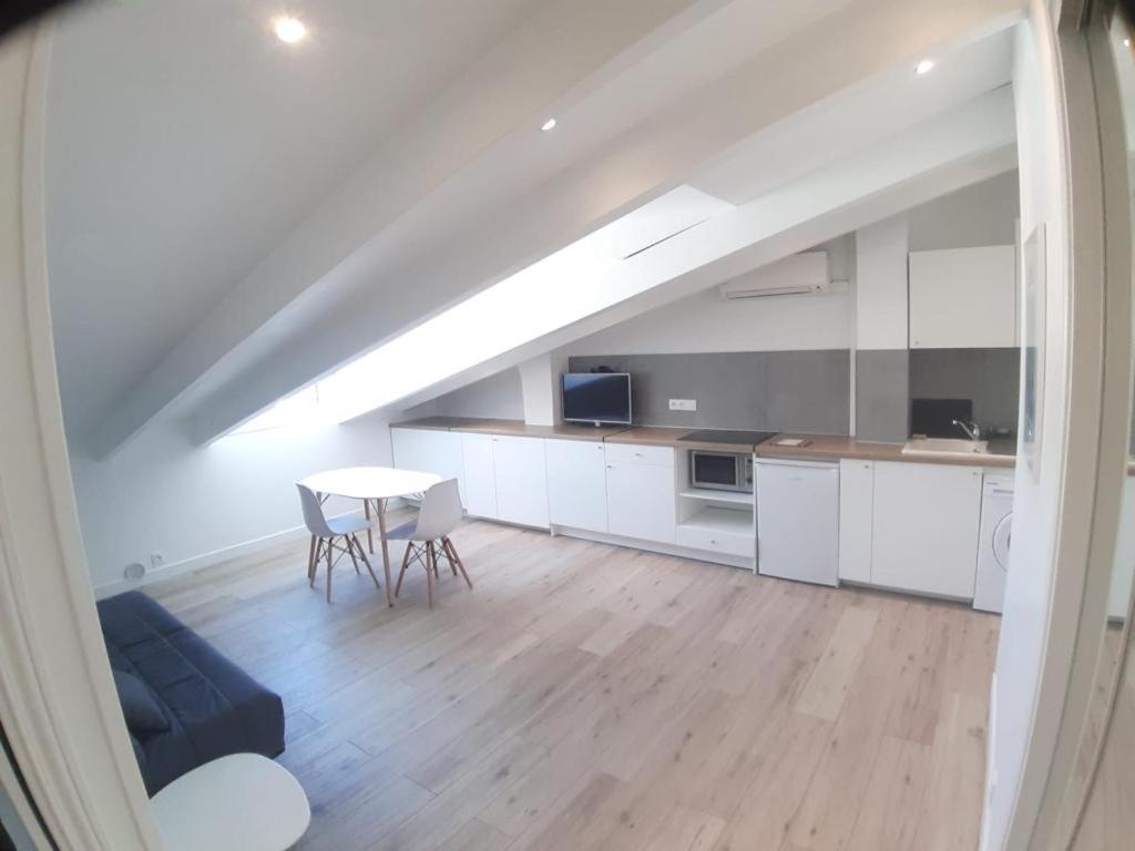 Appartement A Meyerbeer Nice Bagian luar foto