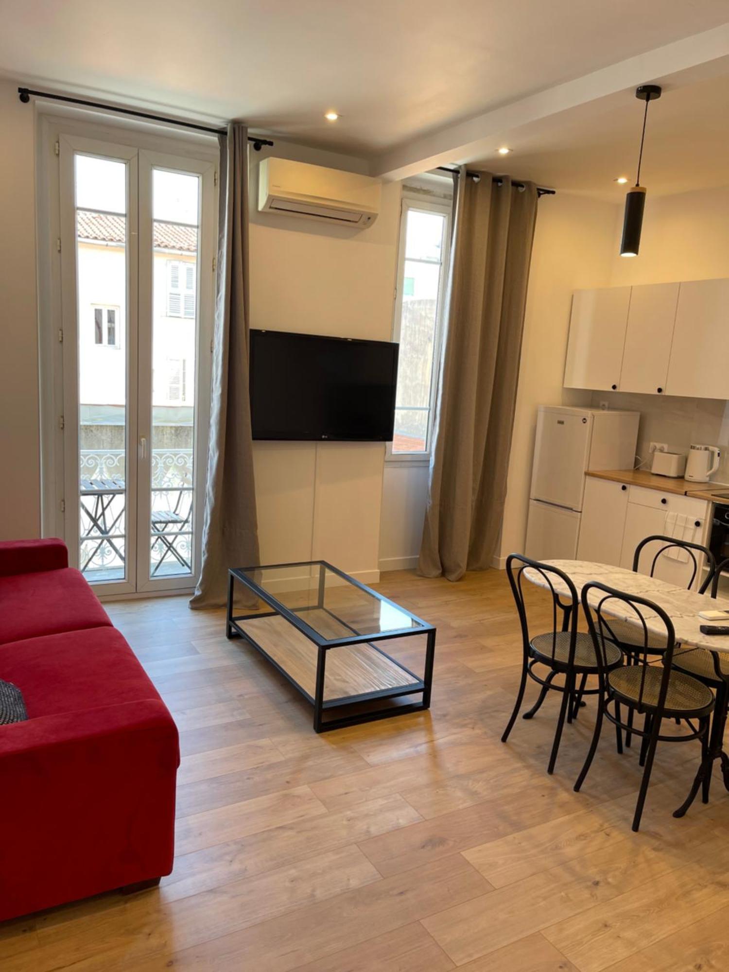 Appartement A Meyerbeer Nice Bagian luar foto